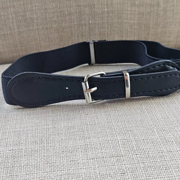 Dog Collar Vegan Faux Leather Black Silver Tone Buckle Pet Collar Adjustable - Picture 9 of 9
